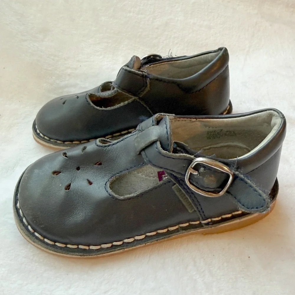 L'Amour Toddler Girls Navy Blue Leather T-Strap Flower Shoes Size 7 Style 721